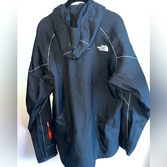 Men’s Winter Jacket - Picture 2 of 9